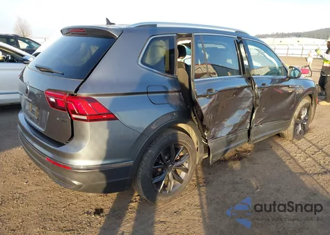 2022 Volkswagen Tiguan 2.0T Se z USA, uszkodzony, nr VIN 3VV2B7AX7NM019562